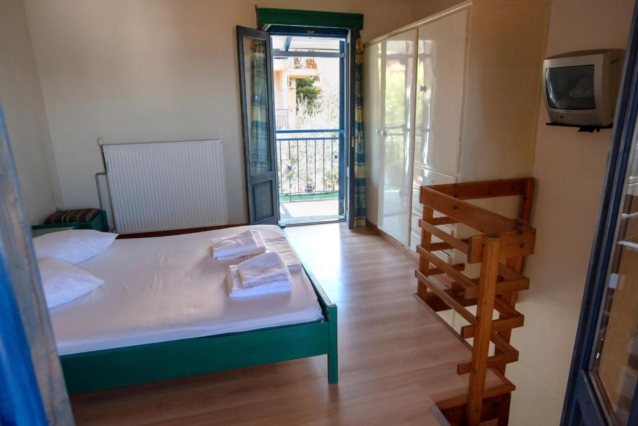 Kleoni Club Apartments Толон Экстерьер фото