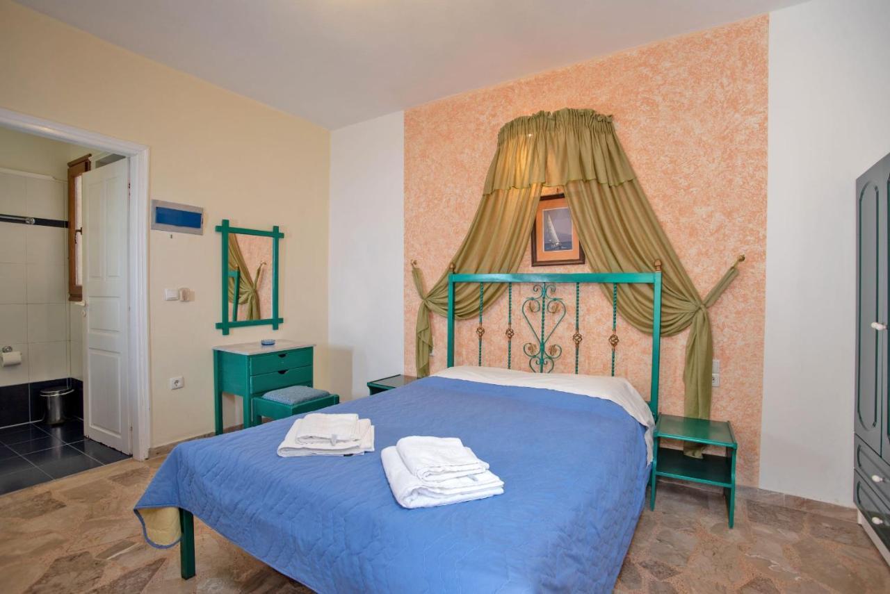 Kleoni Club Apartments Толон Экстерьер фото