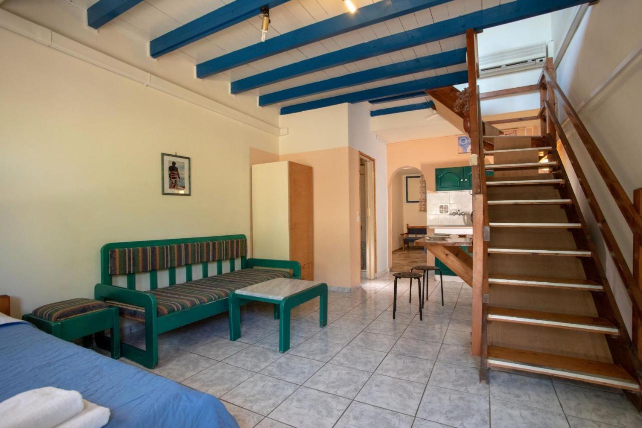 Kleoni Club Apartments Толон Экстерьер фото