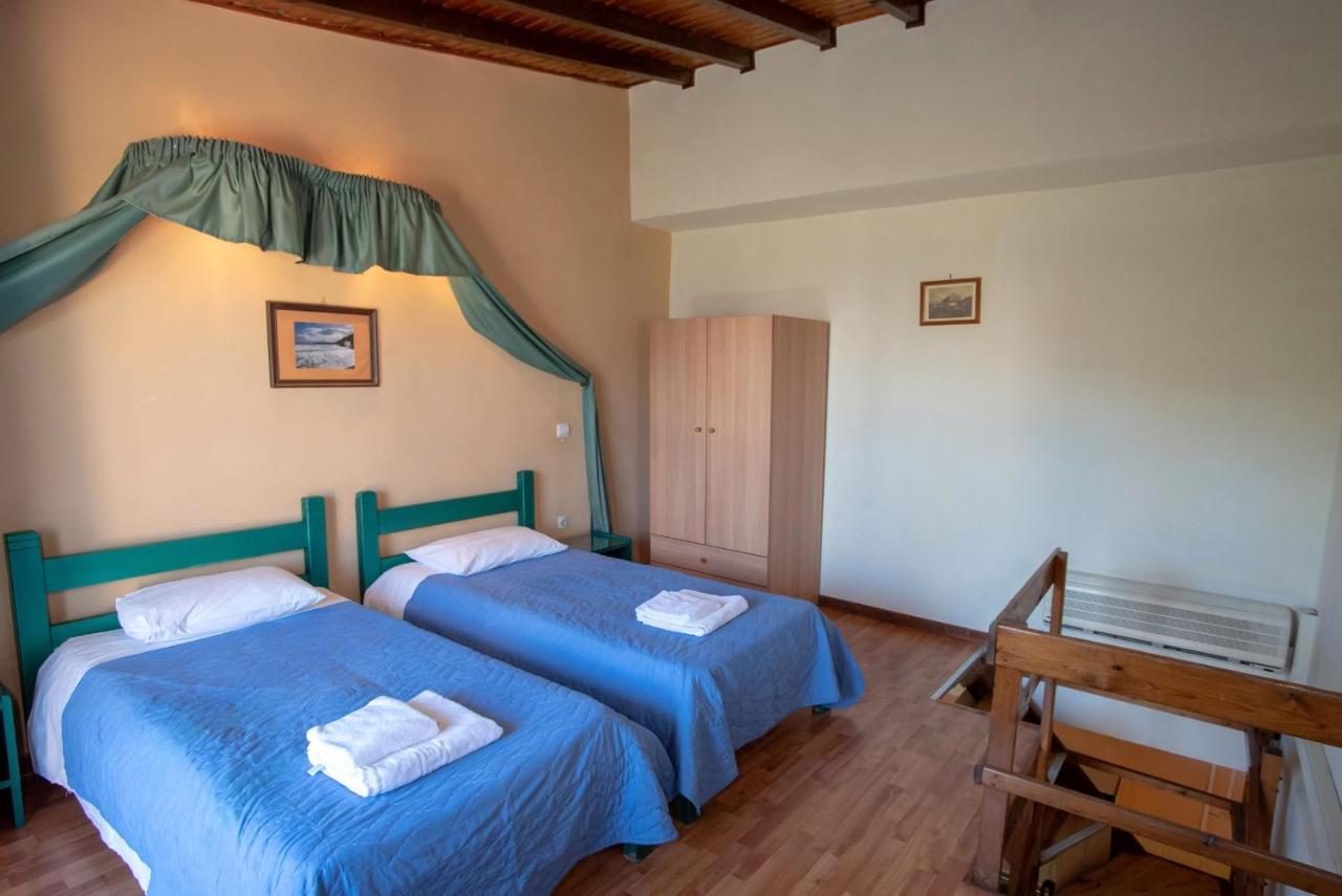 Kleoni Club Apartments Толон Экстерьер фото