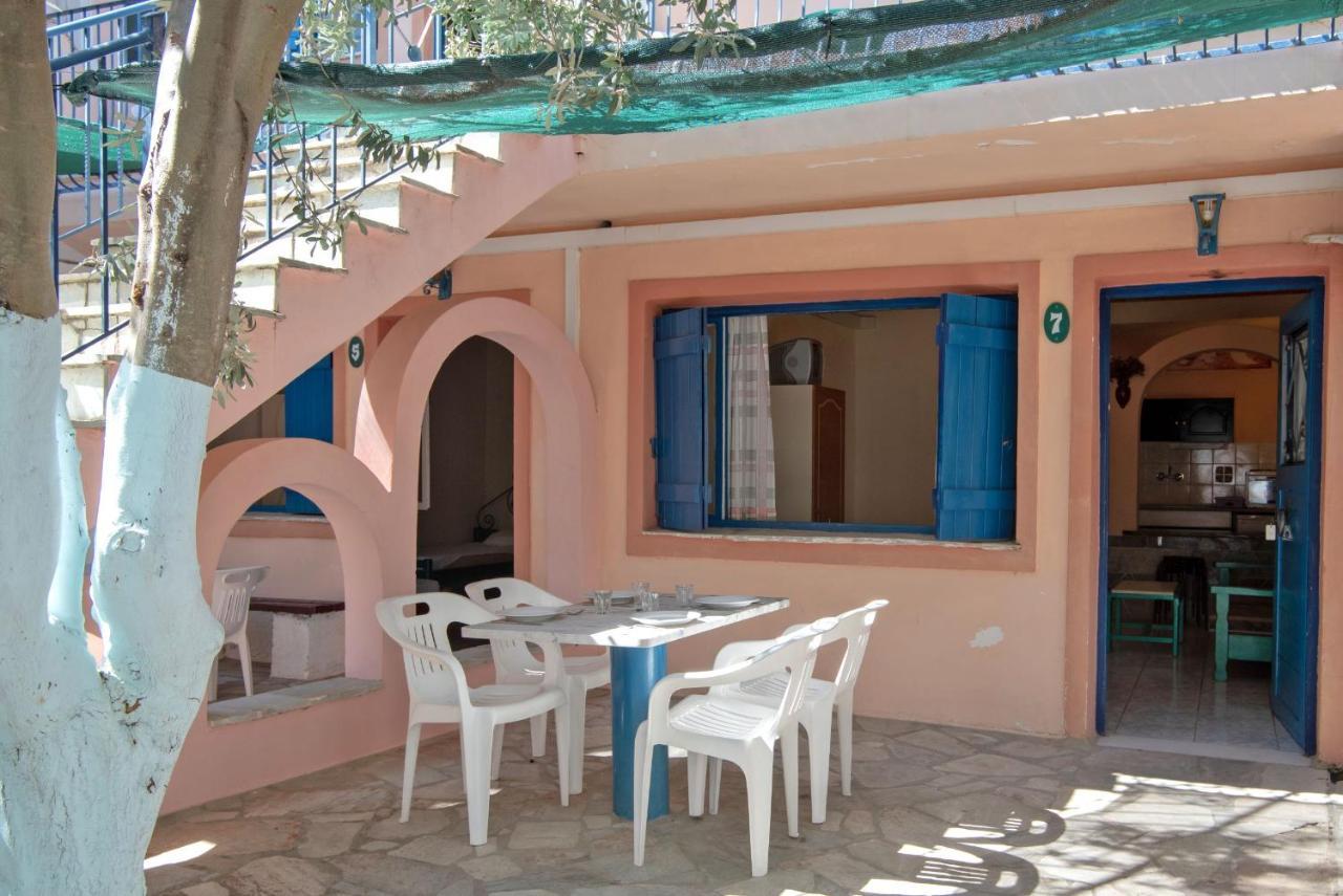 Kleoni Club Apartments Толон Экстерьер фото